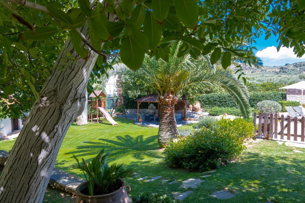 Alia Stone Villa-Ideal For Families-Heated Pool Nohia 外观 照片