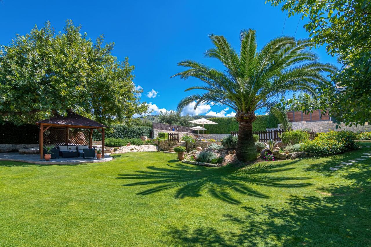 Alia Stone Villa-Ideal For Families-Heated Pool Nohia 外观 照片
