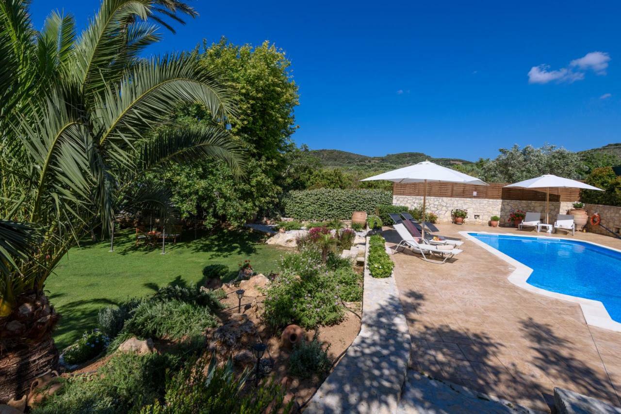 Alia Stone Villa-Ideal For Families-Heated Pool Nohia 外观 照片