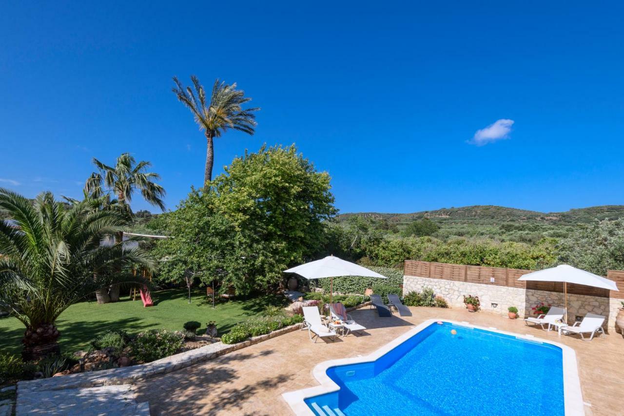Alia Stone Villa-Ideal For Families-Heated Pool Nohia 外观 照片