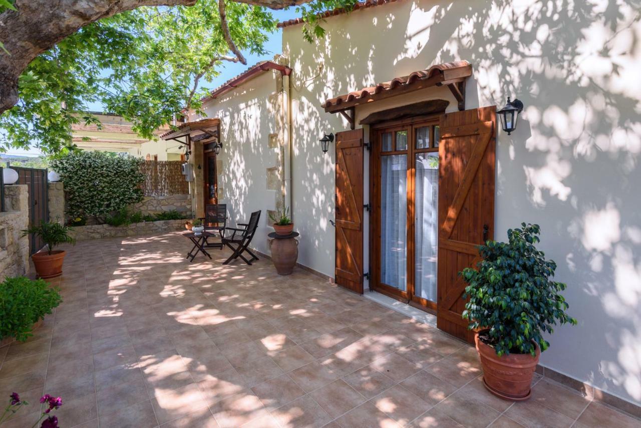 Alia Stone Villa-Ideal For Families-Heated Pool Nohia 外观 照片